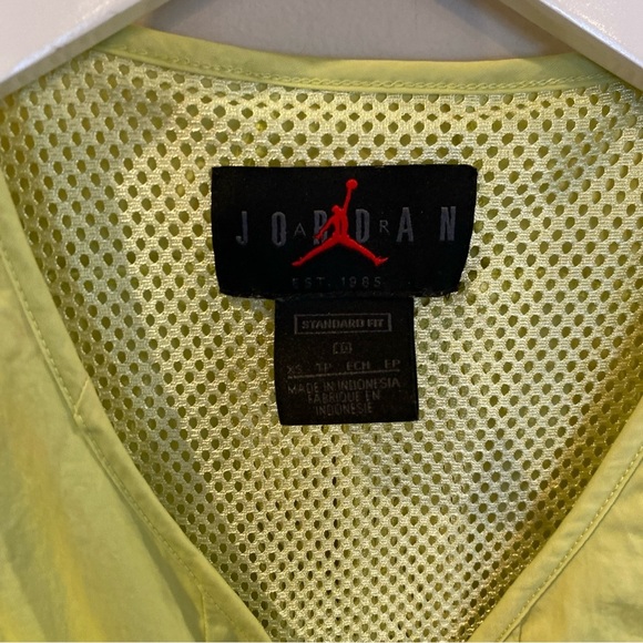 Air Jordan Heatwave Flight Suit Romper Neon Yellow Womens XS - Picture 4 of 6